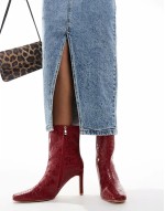 Polaris sqaure toe heeled ankle boots in red